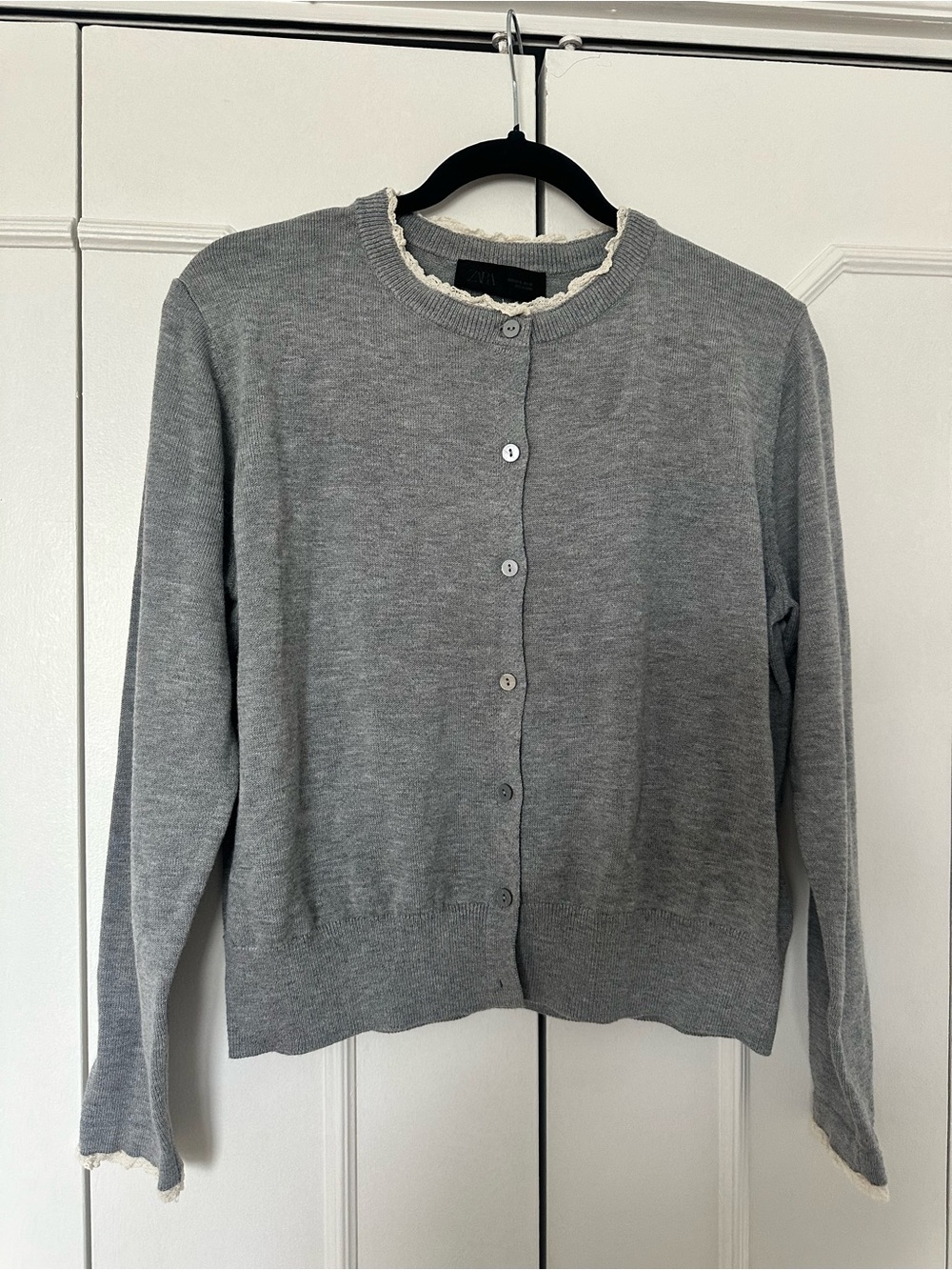 Zara Light Gray Button-Front Cardigan with Cream Trim